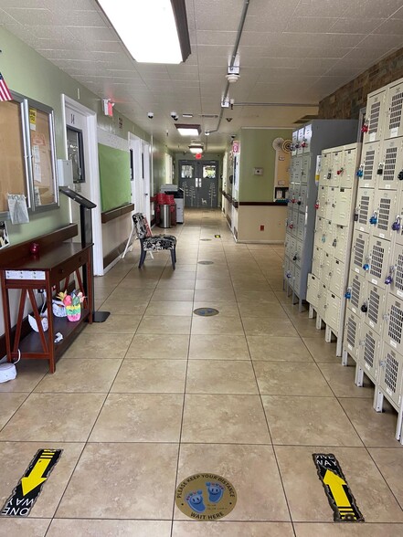 More Photos Of 2932 N 14th St, Phoenix Assisted Living For Sale