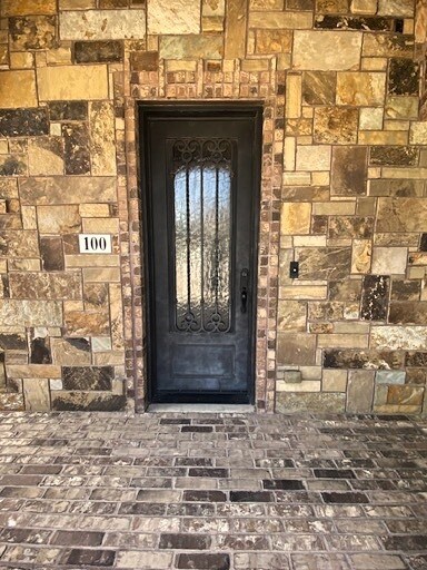 More Photos Of 9125 Belshire Dr, North Richland Hills Office For Lease