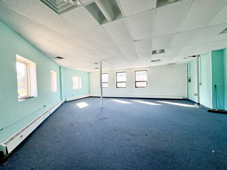 More Photos Of 3000 W Forest Home Ave, Milwaukee Manufacturing For Sale