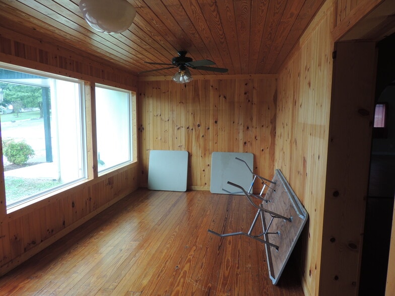 More Photos Of 7488 E Lee Hwy, Lenoir City Medical For Sale