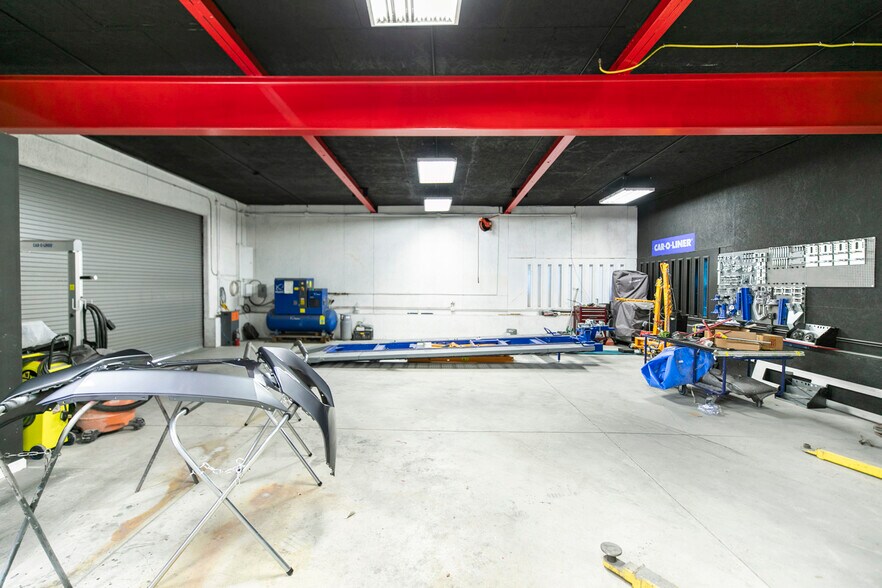 More Photos Of 4605–4619 W Pico Boulevard, Los Angeles Auto Repair For Sale