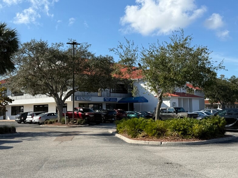 Primary Photo Of 5881-5897 Whitfield Ave, Sarasota General Retail For Lease