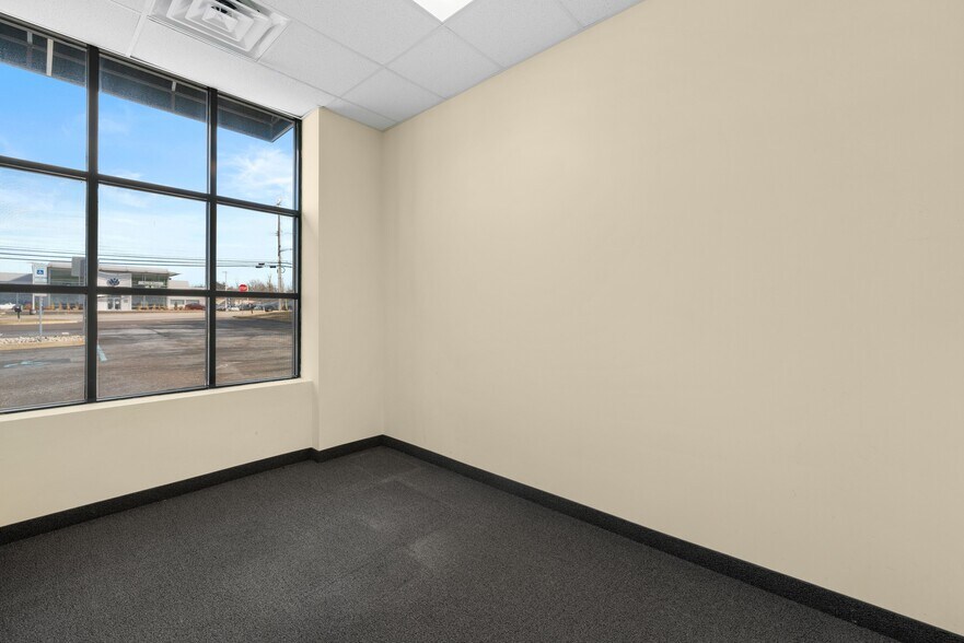 More Photos Of 160 Bethlehem Pike, Colmar Freestanding For Lease