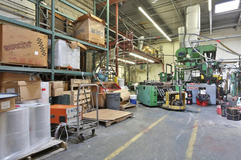 More Photos Of 950-970 Eastern Ave, Malden Manufacturing For Sale
