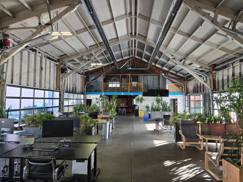 More Photos Of 155 De Haro St, San Francisco Warehouse For Lease