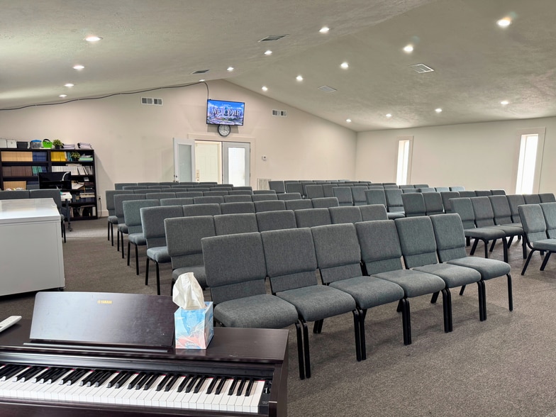 More Photos Of 2428 Wavell St, Houston Religious Facility For Sale