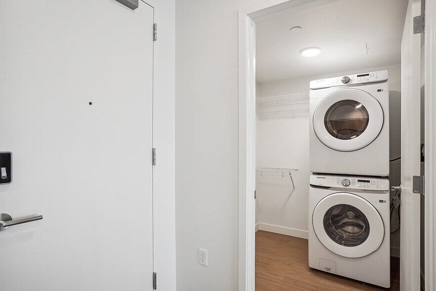 More Photos Of 2950 Arkins Ct, Denver Apartments For Lease