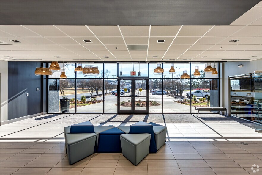 More Photos Of 1001 Keys Dr, Greenville Medical For Lease