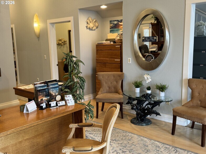 More Photos Of 937 Chetco Ave, Brookings Office Residential For Sale