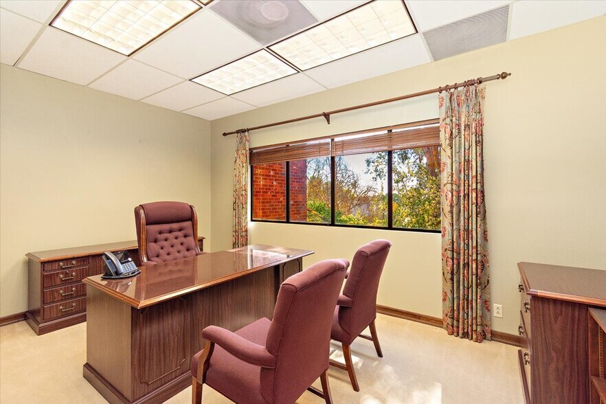 More Photos Of 10788 Civic Center Dr, Rancho Cucamonga Office For Lease