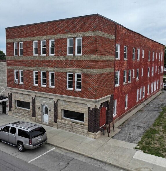 More Photos Of 117 S Broadway St, Butler Apartments For Sale