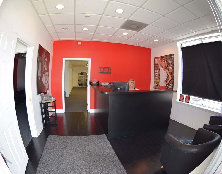 More Photos Of 702 W Martin Luther King Blvd, Plant City Office For Sale