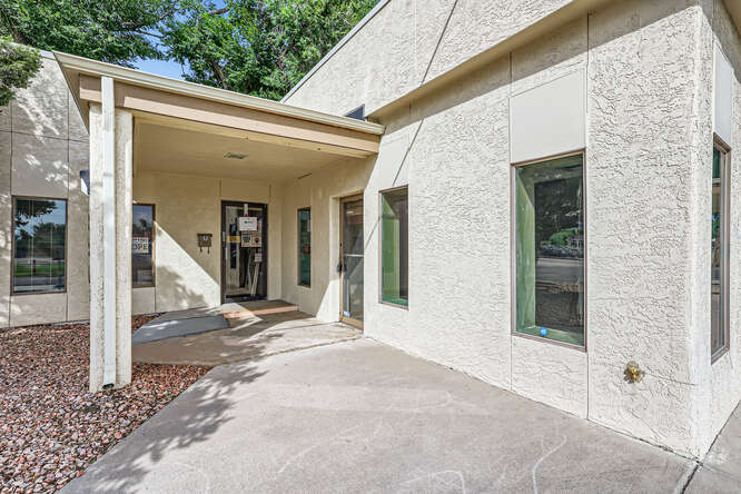 More Photos Of 320 S Santa Fe Ave, Fountain Medical For Sale
