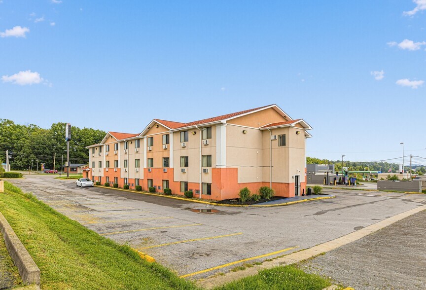 More Photos Of 251 Allegheny Blvd, Brookville Hotel For Sale