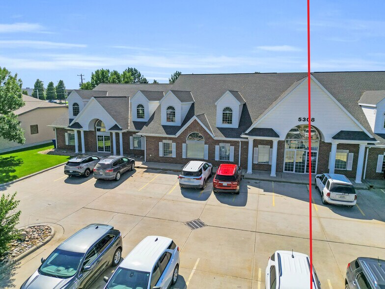 More Photos Of 5308 Parklane Dr, Kearney Serviced Offices For Sale