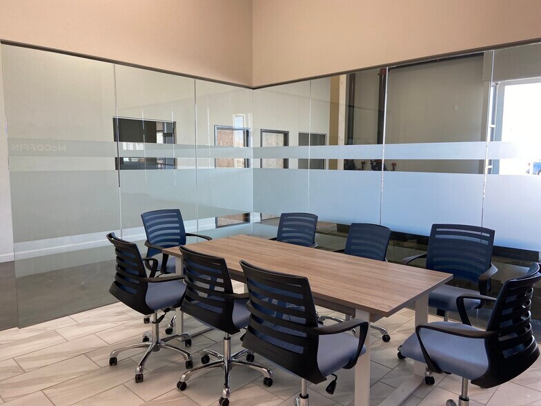 More Photos Of 1701 & 1801 Bassett Ave, El Paso Coworking Space