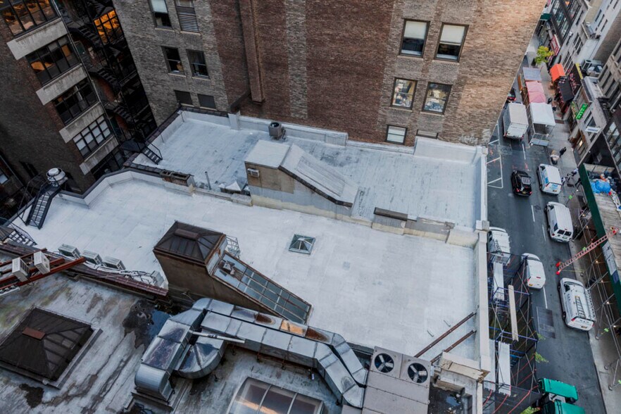 More Photos Of 32 W 39th St, New York Loft Creative Space For Sale