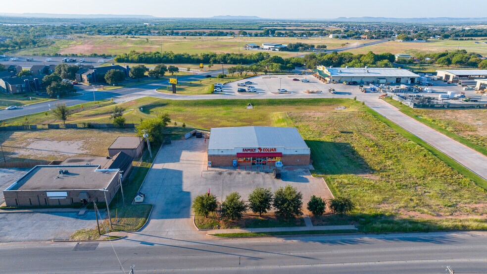 More Photos Of 5201 Texas Ave, Abilene Freestanding For Sale