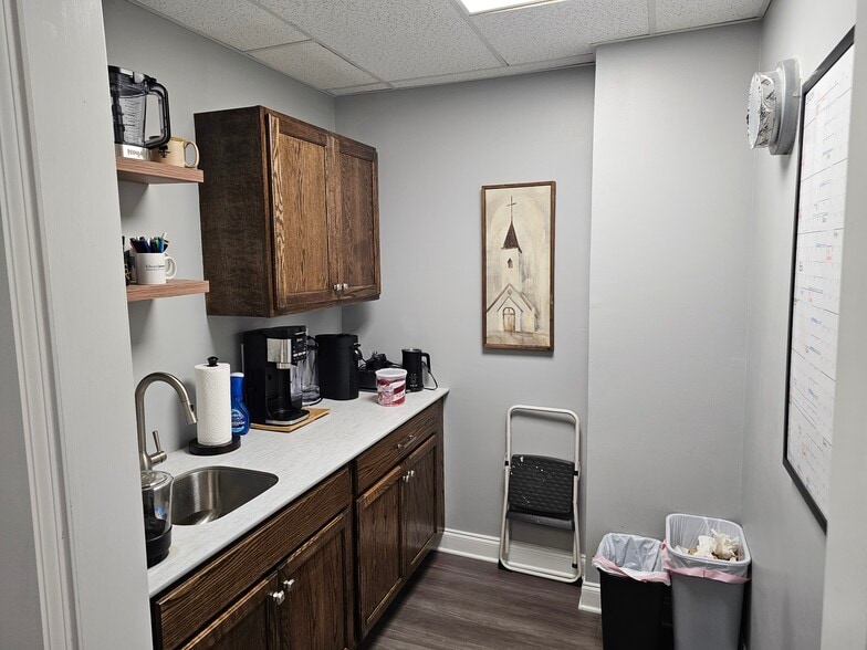 More Photos Of 420 The Parkway, Greer General Retail For Sale