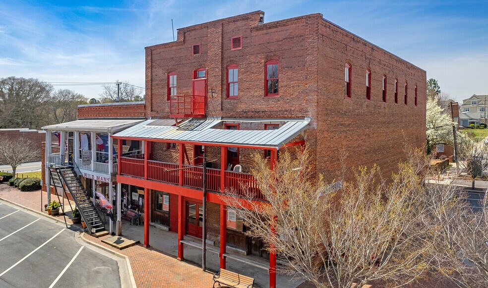 More Photos Of 2881 N Main St NW, Kennesaw General Retail For Sale