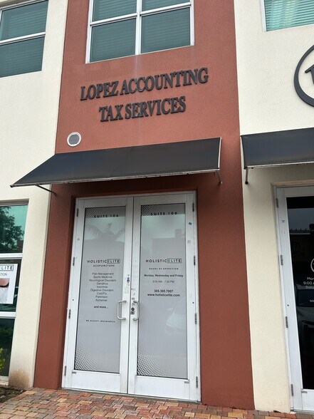 More Photos Of 3408 W 84th St, Hialeah Office For Lease