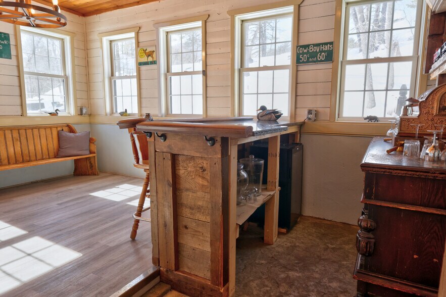 More Photos Of 400 Game Farm Rd, Catskill Hospitality For Sale