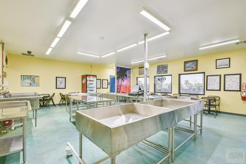 More Photos Of 5717 Stewart Rd, Galveston Restaurant For Sale
