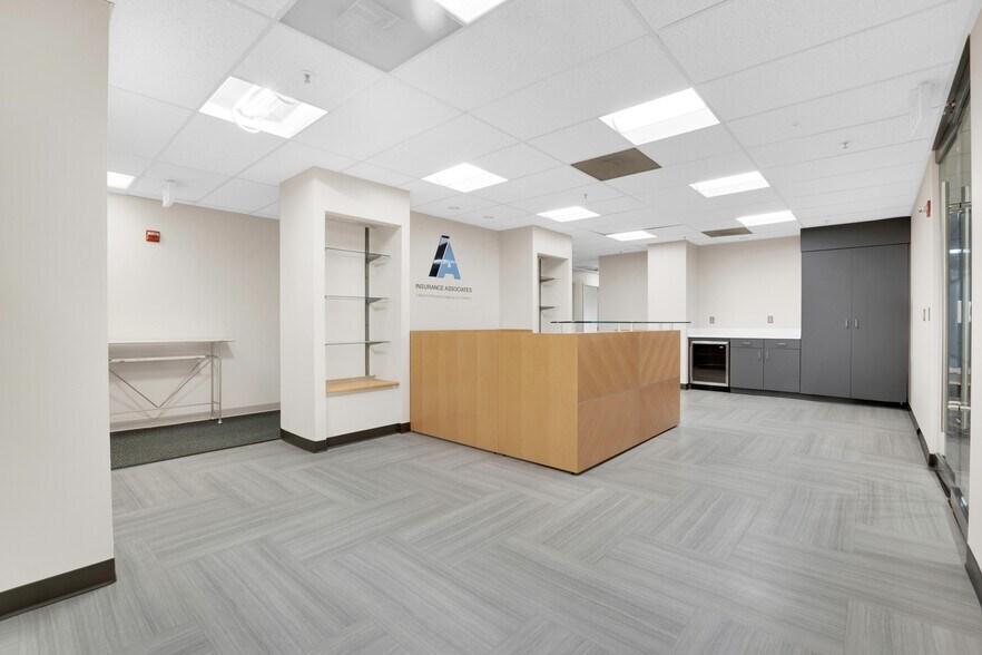 More Photos Of 10201 Fairfax Blvd, Fairfax Office For Lease