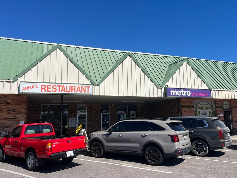 More Photos Of 3402 W Baker St, Plant City Supermarket For Sale