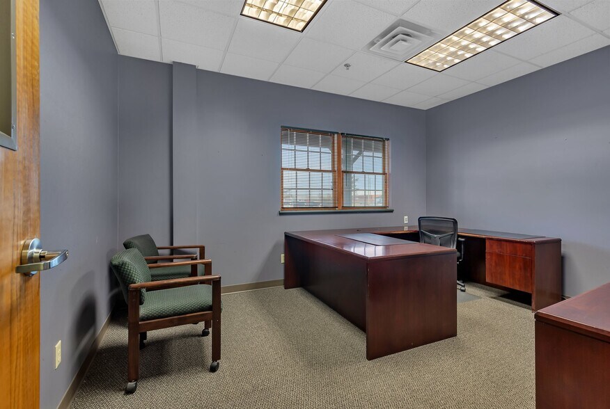 More Photos Of 347 Glen St, Foley Food Processing For Sale