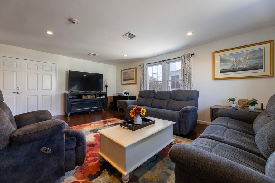 More Photos Of 14 Clinton Ave, Jamestown Storefront Retail Residential For Sale