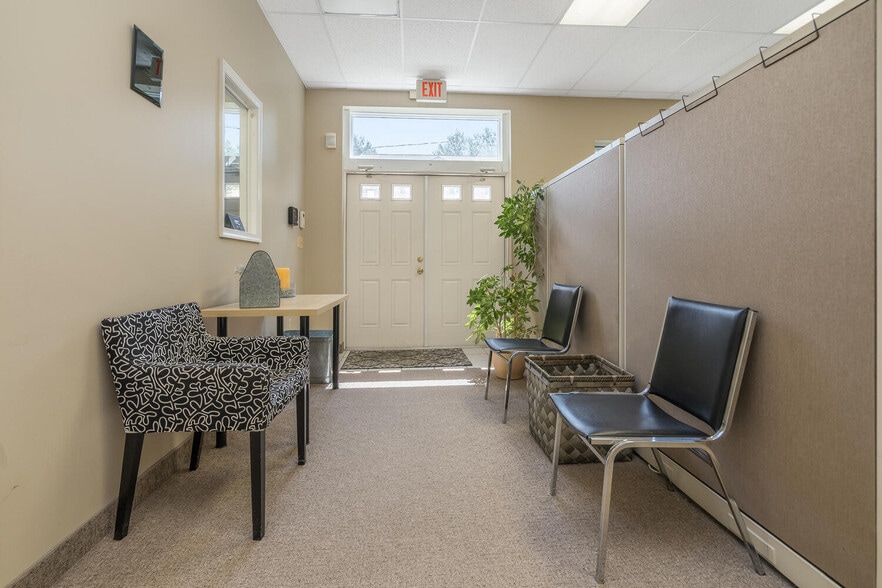 More Photos Of 23 Pawnee Ave, Rockaway Office For Sale