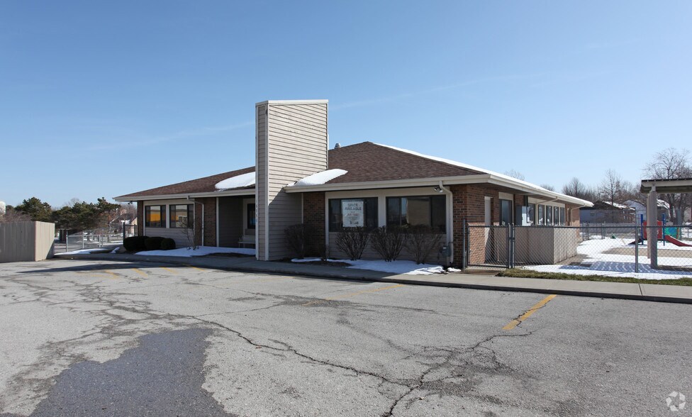 12805 S Mur Len Rd, Olathe, KS 66062 For Lease