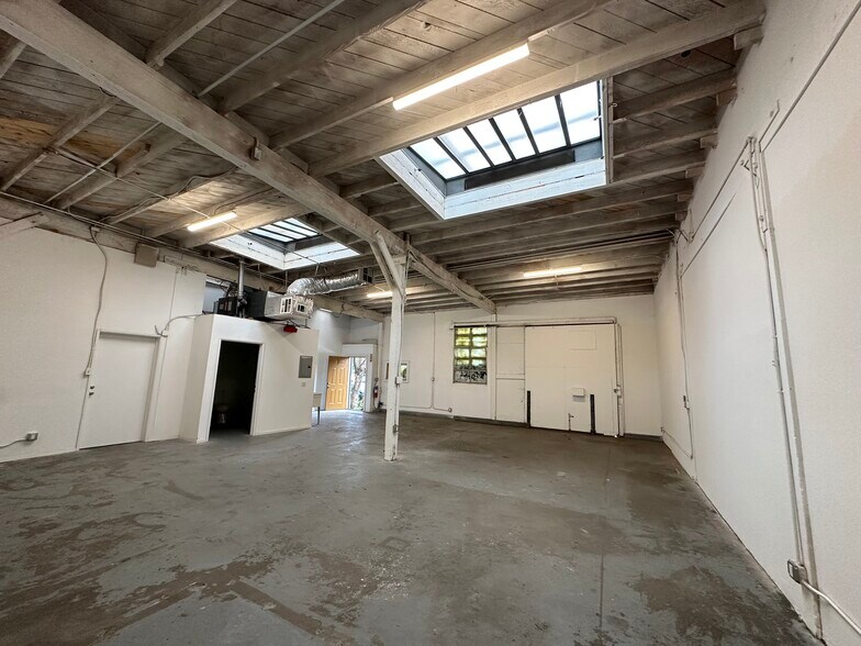More Photos Of 2315-2325 Jesse St, Los Angeles Warehouse For Sale
