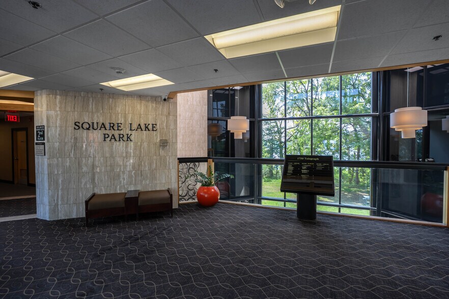 More Photos Of 1750 S Telegraph Rd, Bloomfield Hills Medical For Lease