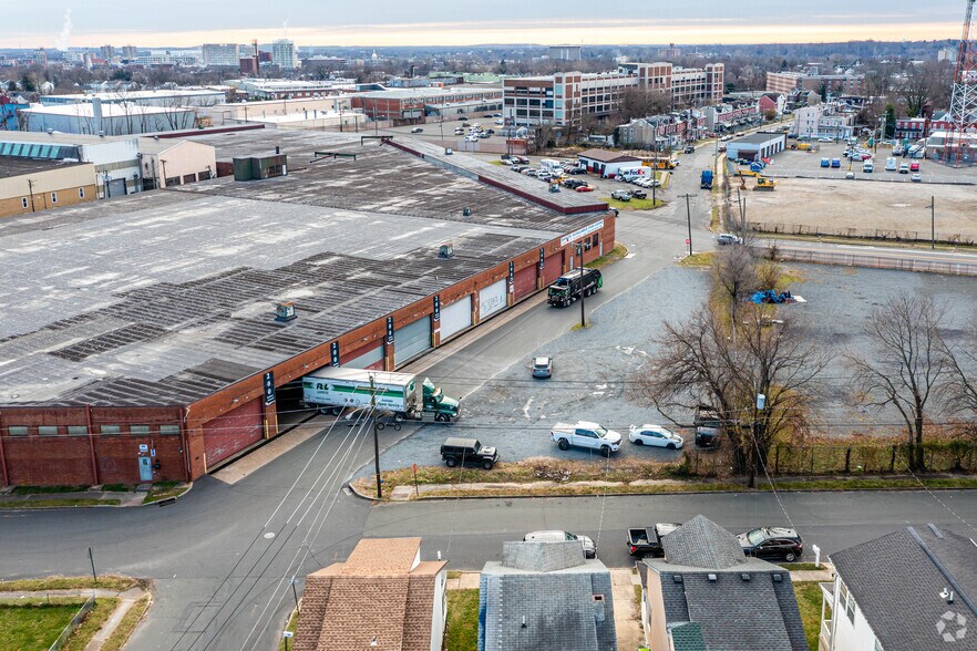 More Photos Of 200 Kelsey Ave, Ewing Warehouse For Lease