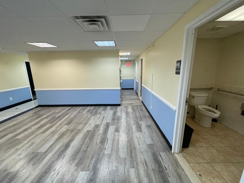 More Photos Of 3041 Avenue U, Brooklyn Medical For Lease