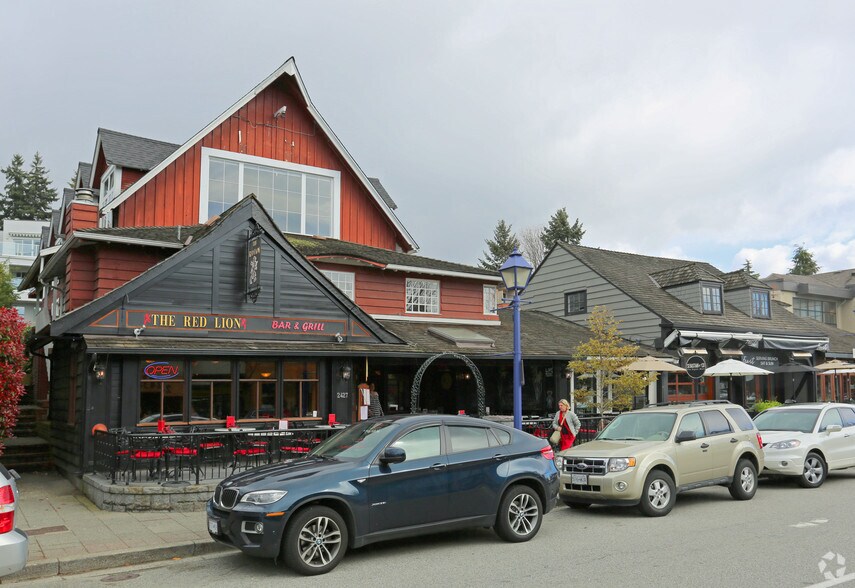 More Photos Of 2417-2429 SW Marine Dr, West Vancouver General Retail For Lease