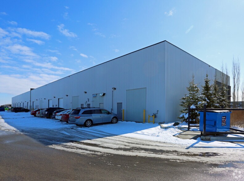 More Photos Of 15 Circle Dr, St. Albert Industrial For Sale