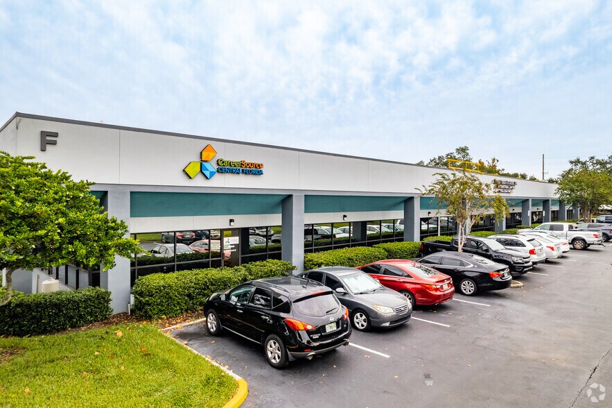 More Photos Of 5730-5892 S Semoran Blvd, Orlando Unknown For Lease