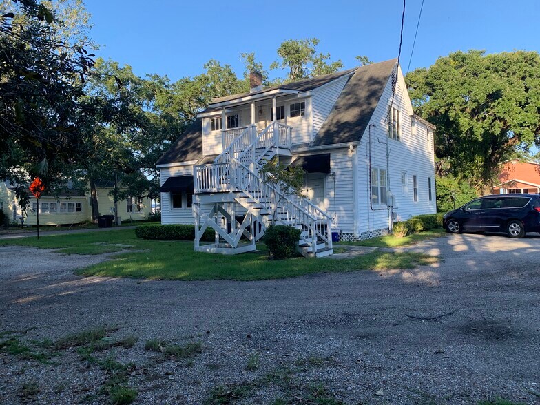 More Photos Of 1117 Washington Ave, Ocean Springs Medical For Sale