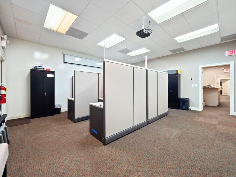 More Photos Of 5224 Palmero Ct, Buford Flex For Sale