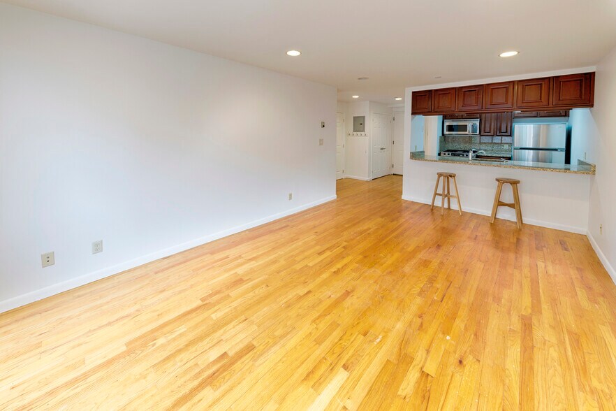 More Photos Of 3614 Johnson Ave, Bronx Apartments For Sale