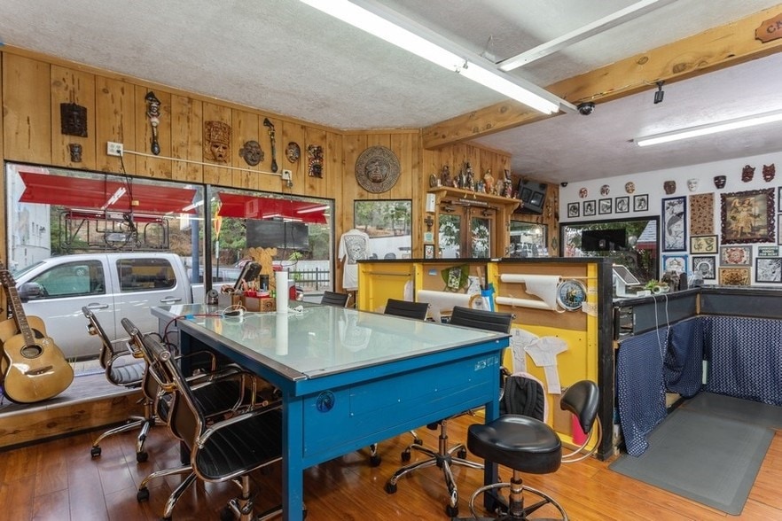 More Photos Of 537 Main St, Placerville Freestanding For Sale