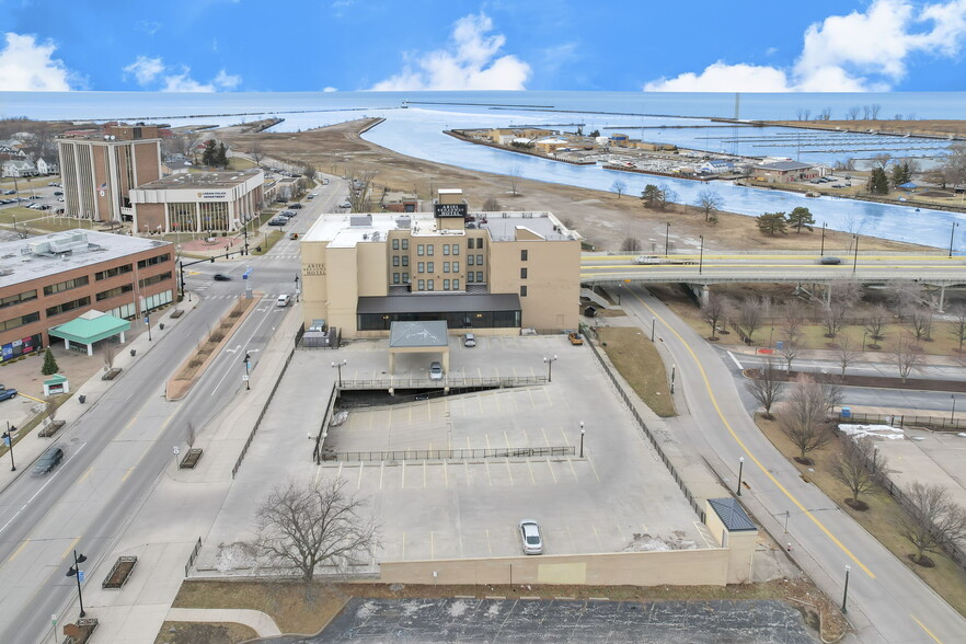 More Photos Of 301 Broadway, Lorain Hotel For Sale
