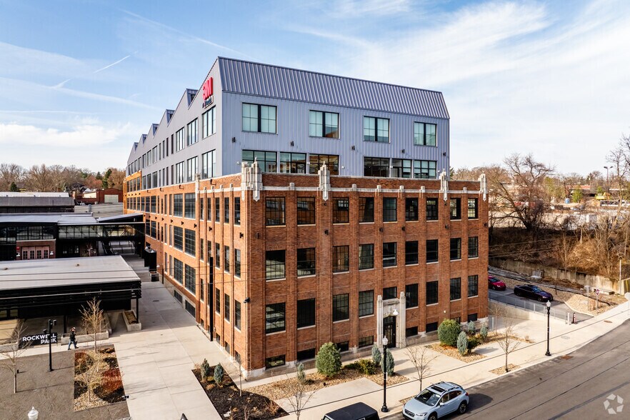 More Photos Of 7514 Thomas Blvd, Pittsburgh Office For Lease