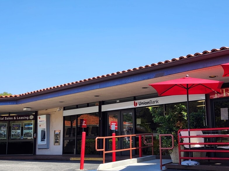 More Photos Of 20 Miraleste Plz, Rancho Palos Verdes General Retail For Lease