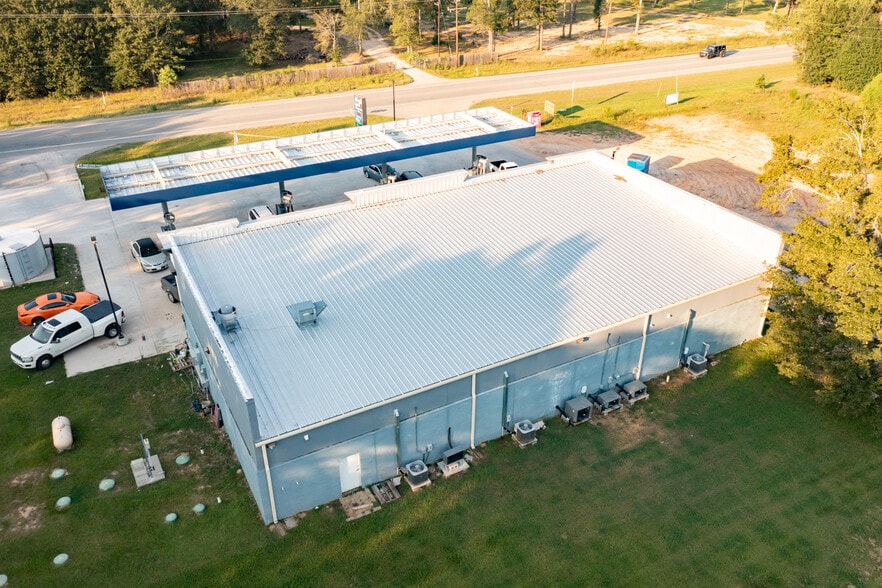 More Photos Of 18274 FM 2090 Rd, Conroe General Retail For Sale