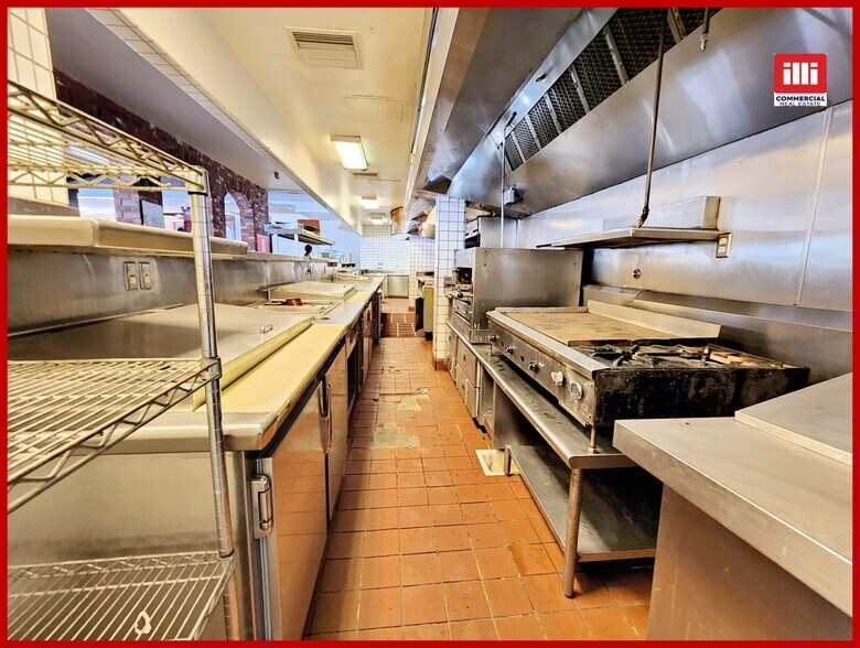 More Photos Of 4419 Van Nuys Blvd, Sherman Oaks Office For Sale