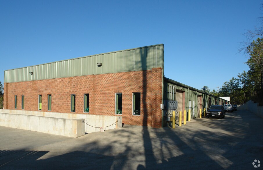 More Photos Of 401 Kelly Dr, Peachtree City Light Distribution For Lease